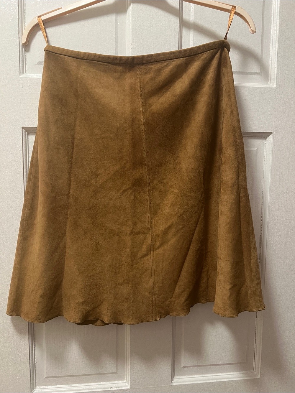 Banana Republic Vintage Camel Suede A-Line Skirt with side zipper - Size 12